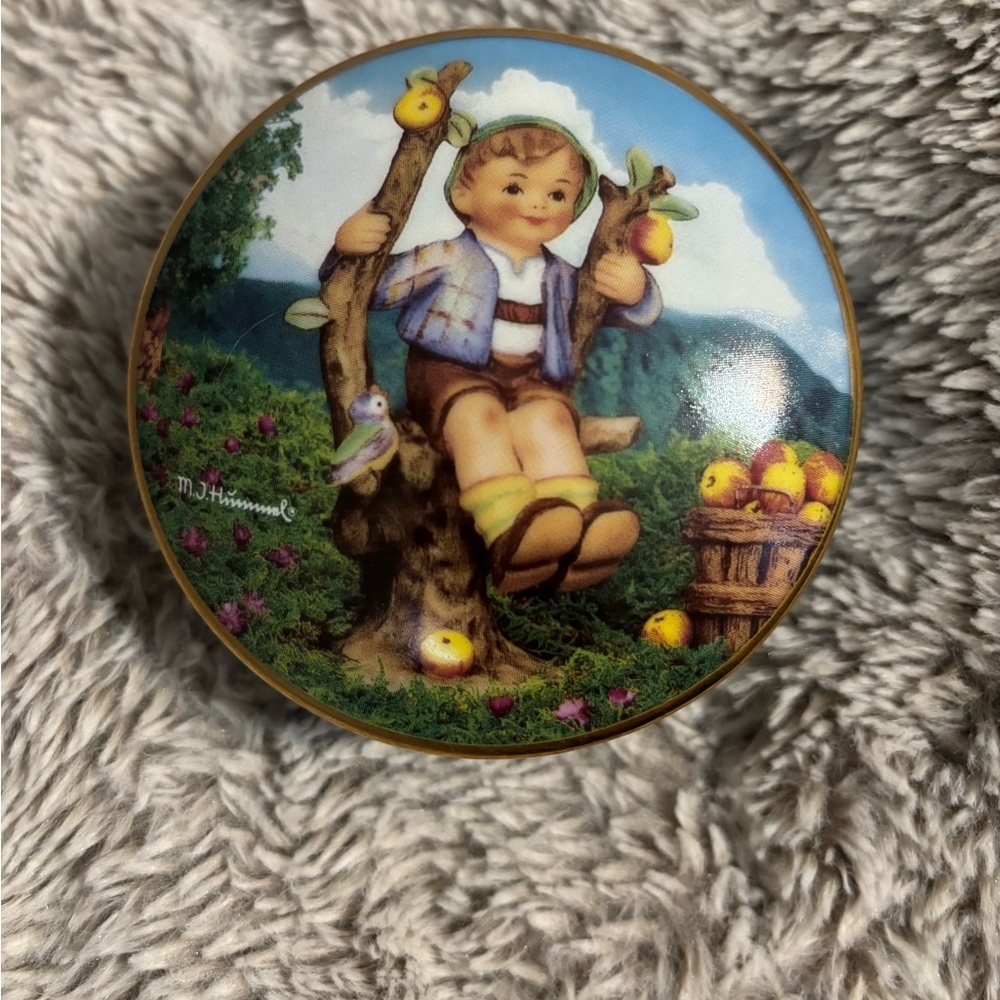 Hummel Collectible Plate with Boy and Apples music inclined